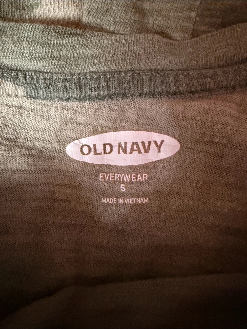 Old Navy Green Camo Short-Sleeve Tee with White Logo and Bear - Picture 4 of 4